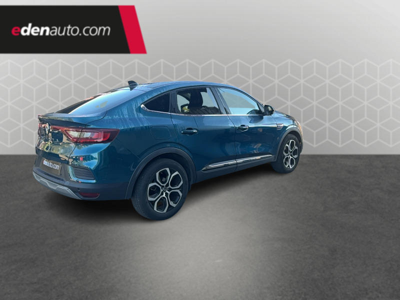 Renault Arkana E-Tech 145 - 23 Techno