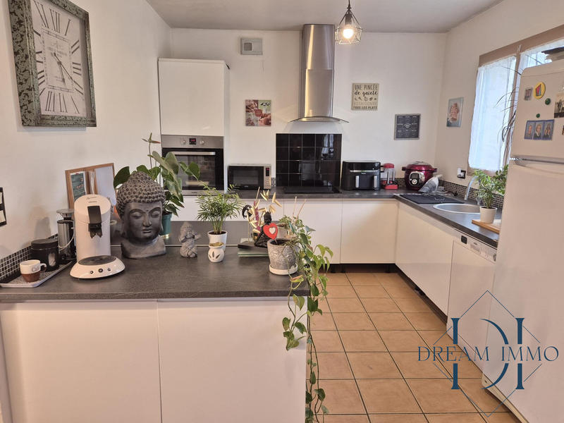 Maison - 92 m² - 5 pièces