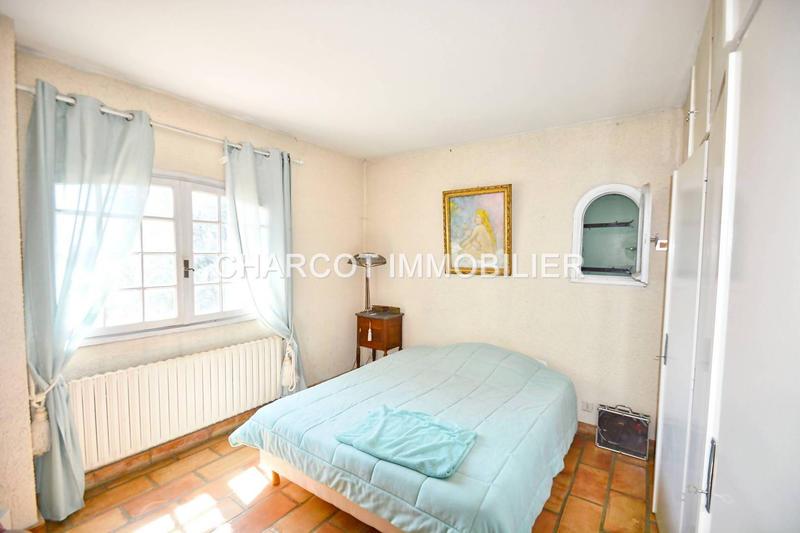 Maison - 281 m² - 6 pièces