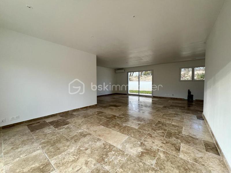 Maison - 107 m² - 4 pièces