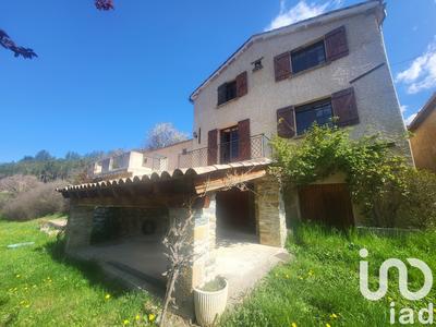 Maison - 135 m² - 6 pièces