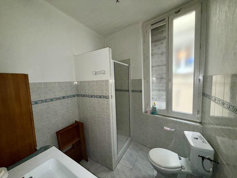 Immeuble - 222 m² - 7 pièces