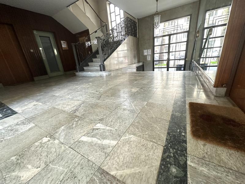 Appartement - 82 m² - 3 pièces