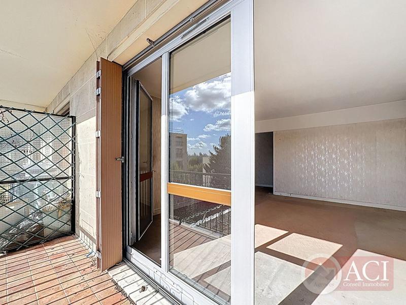 Appartement - 82 m² - 3 pièces