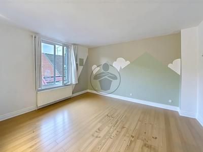 Maison - 92 m² - 5 pièces