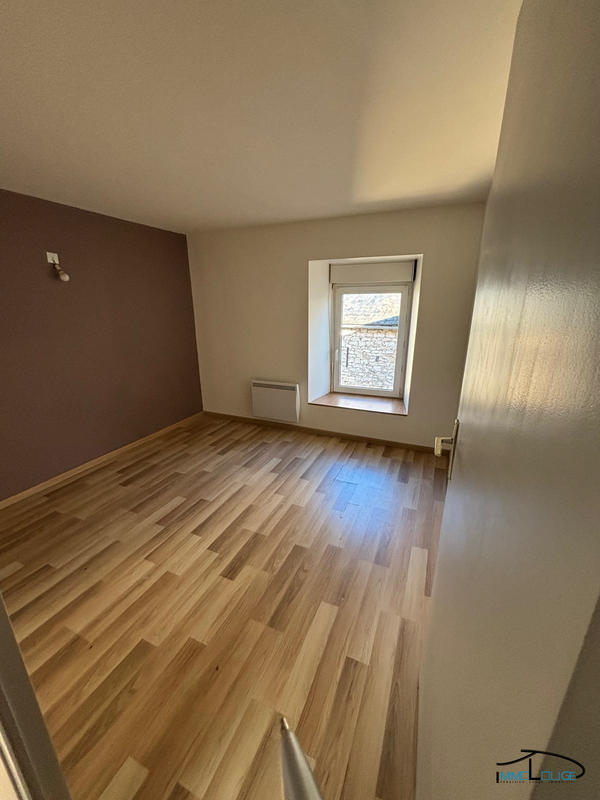 Appartement - 180 m² - 9 pièces