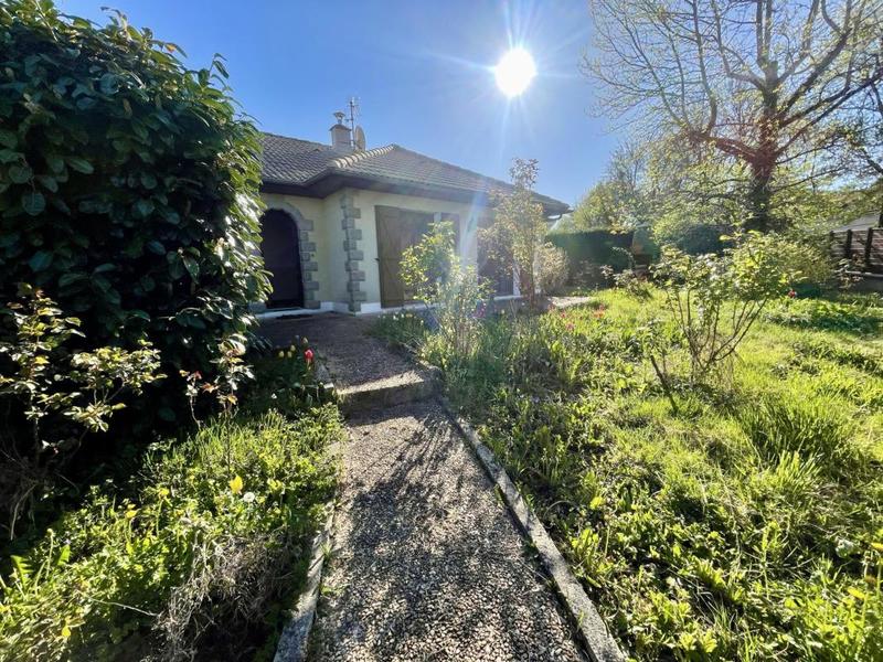 Maison - 210 m² - 7 pièces