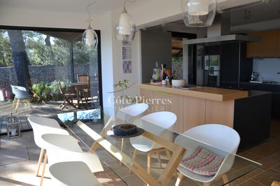 Villa - 250 m² - 5 pièces