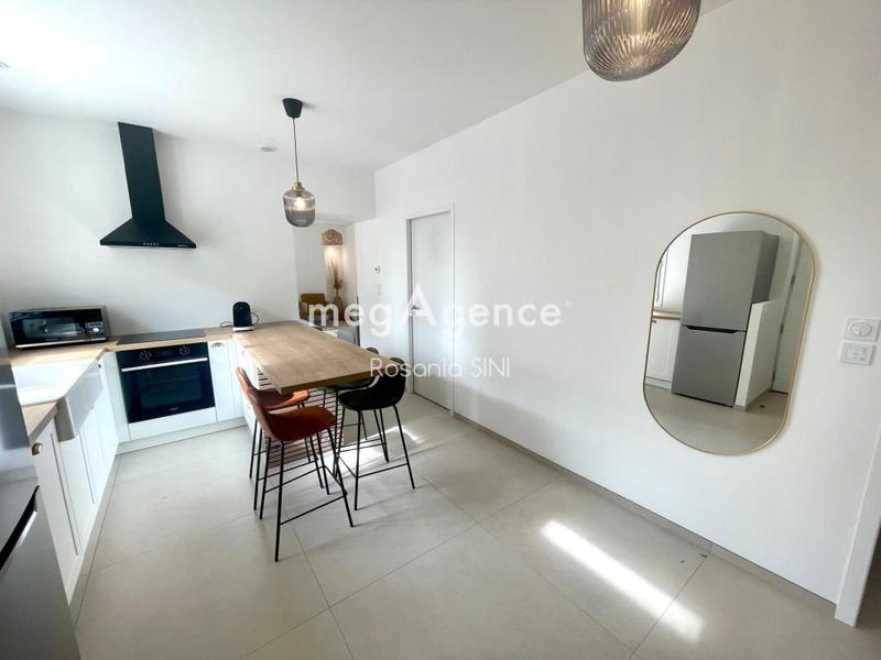 Maison - 111 m² - 4 pièces