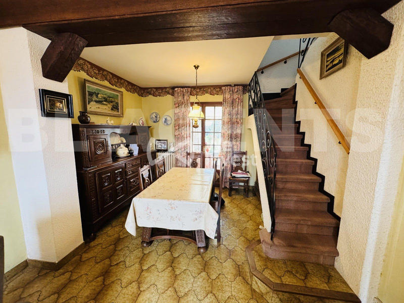 Maison - 98 m² - 6 pièces