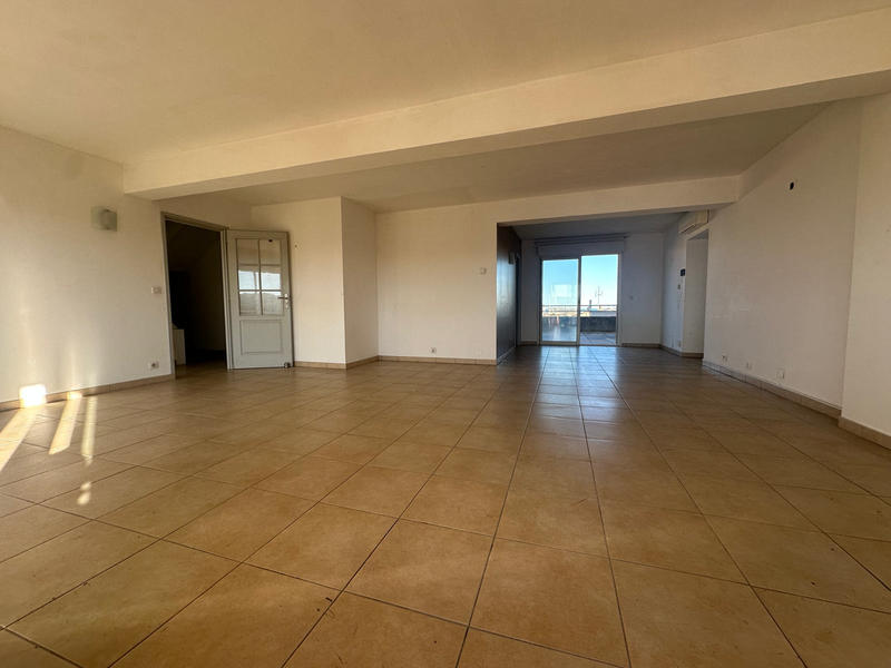 Duplex - 138 m² - 5 pièces