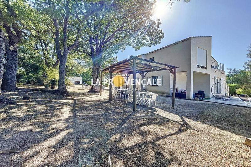 Maison - 163 m² - 6 pièces