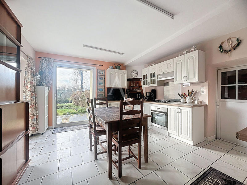 Maison - 149 m² - 7 pièces