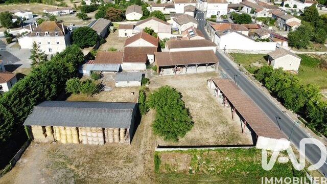 Maison - 180 m² - 8 pièces