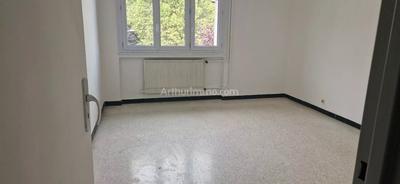 Appartement - 97 m² - 4 pièces