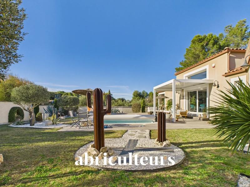 Maison - 139 m² - 5 pièces