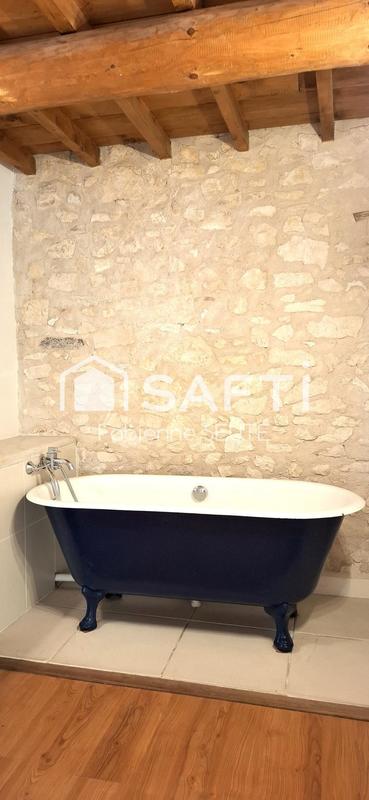 Maison - 265 m² - 11 pièces