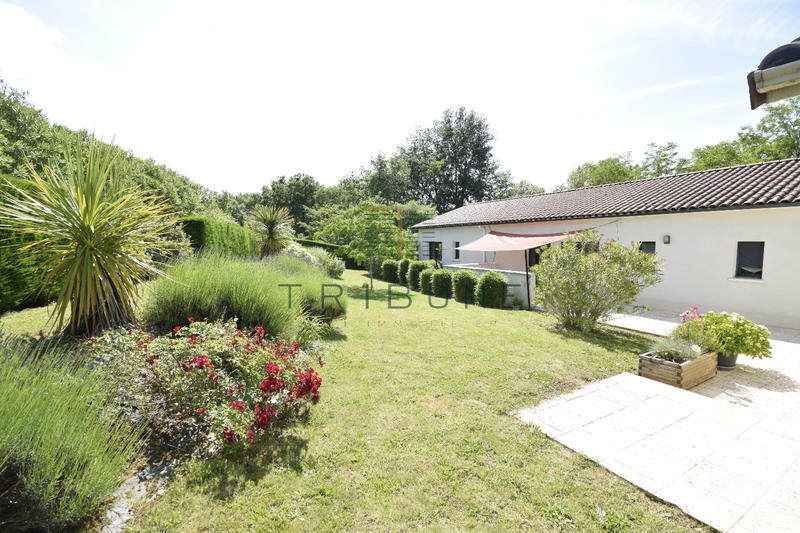 Maison - 160 m² - 5 pièces