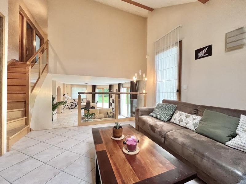 Maison - 156 m² - 6 pièces