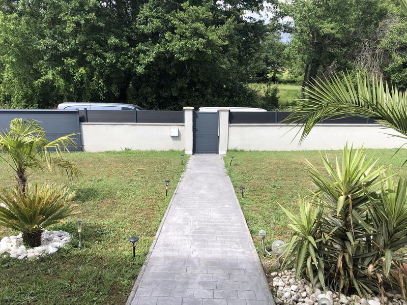 Maison - 193 m² - 9 pièces