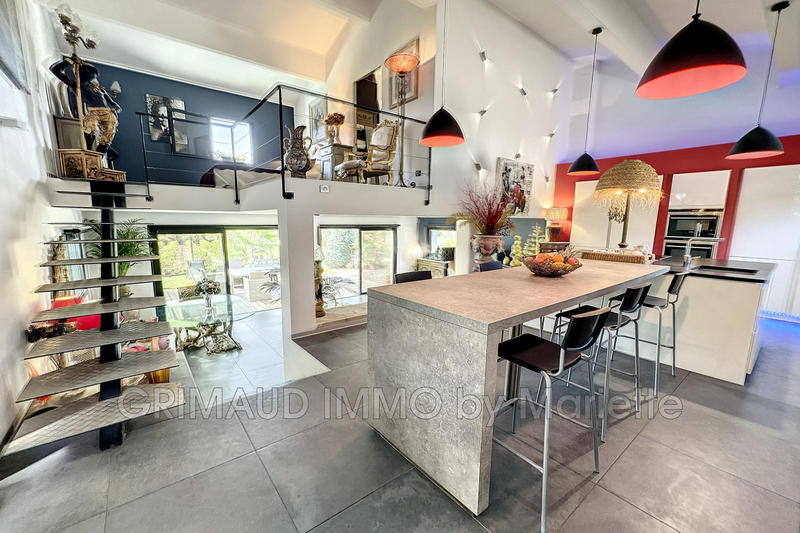 Villa - 172 m² - 4 pièces