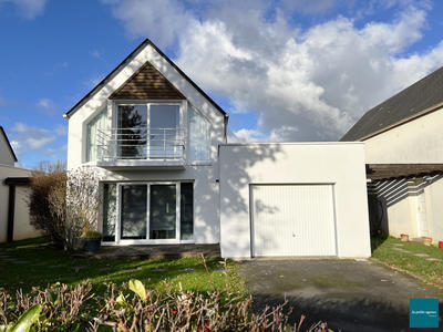 Maison contemporaine - 119 m² - 6 pièces