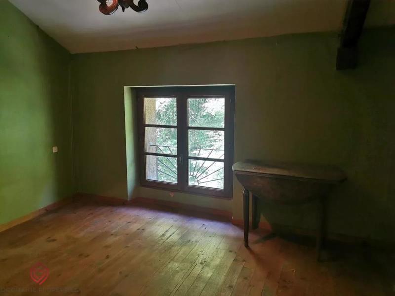 Maison de village - 87 m² - 5 pièces