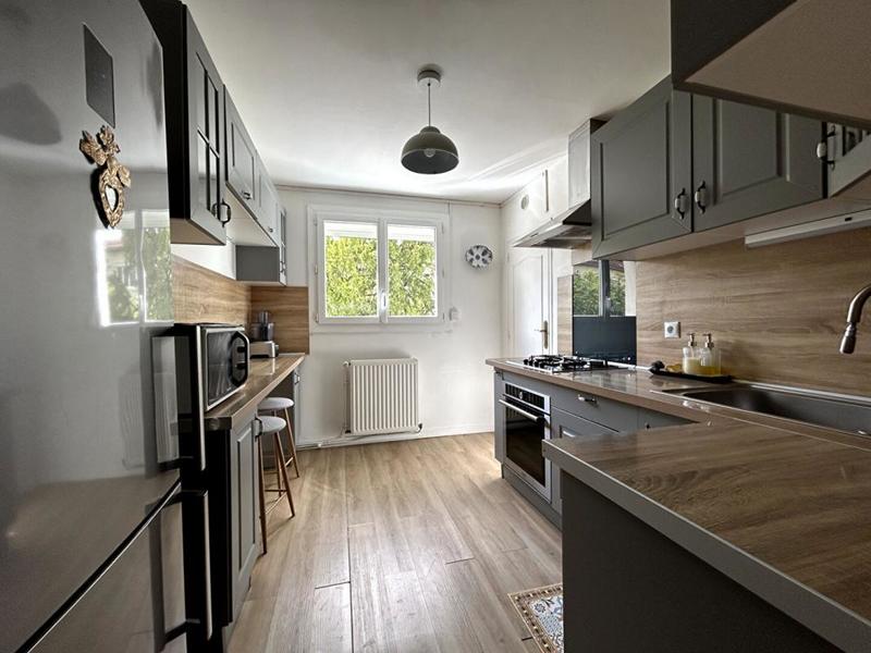 Appartement - 75 m² - 3 pièces