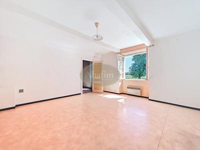 Maison - 81 m² - 3 pièces