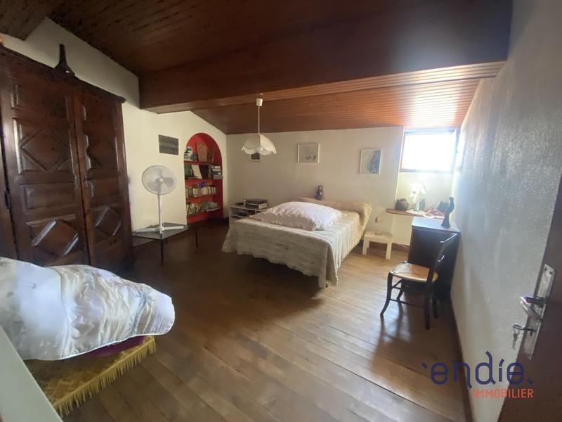 Maison - 104 m² - 5 pièces