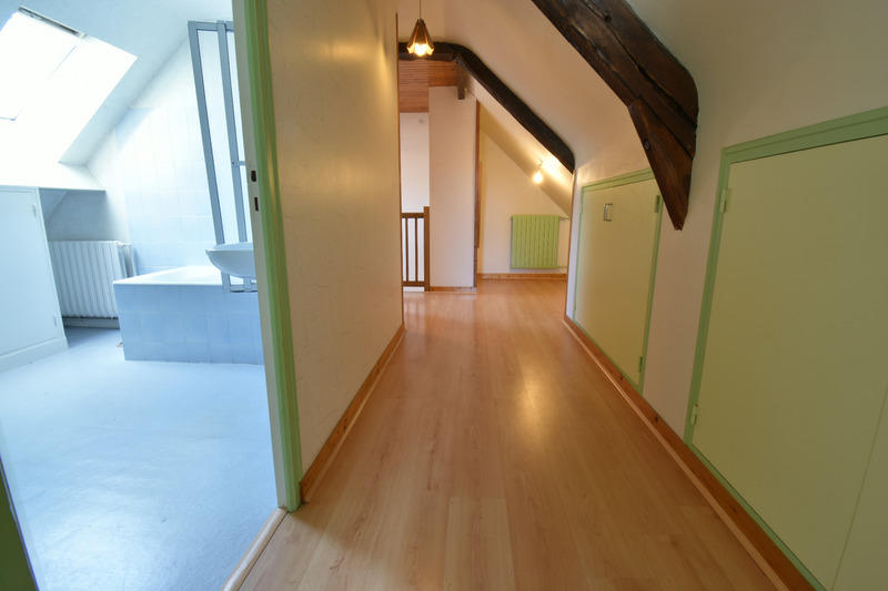 Propriété - 173 m² - 10 pièces