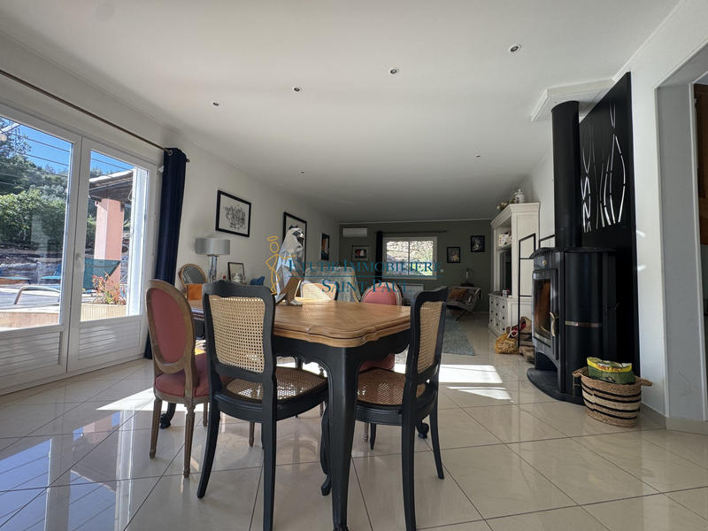 Villa - 170 m² - 5 pièces