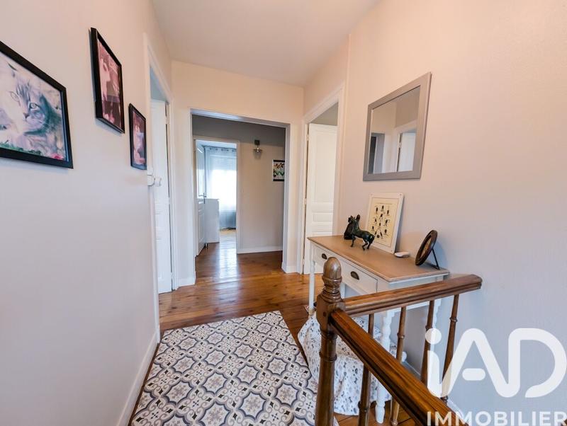 Maison - 121 m² - 6 pièces