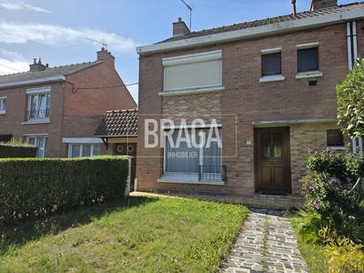 Maison - 85 m² - 4 pièces