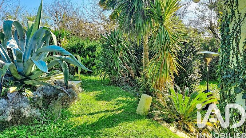 Maison - 205 m² - 6 pièces