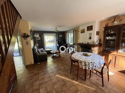 Maison - 86 m² - 4 pièces