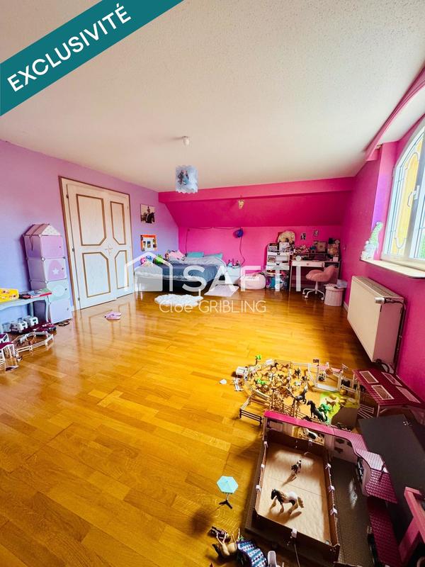 Maison - 219 m² - 6 pièces