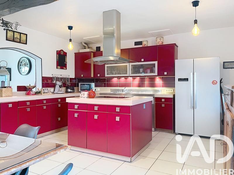 Maison - 140 m² - 5 pièces