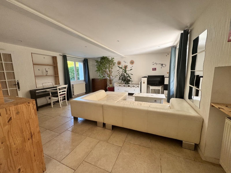 Maison - 140 m² - 6 pièces