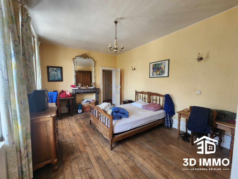 Maison - 210 m² - 6 pièces