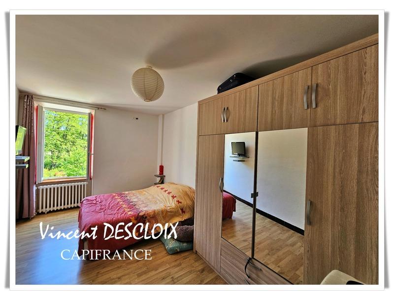 Maison de village - 280 m² - 10 pièces