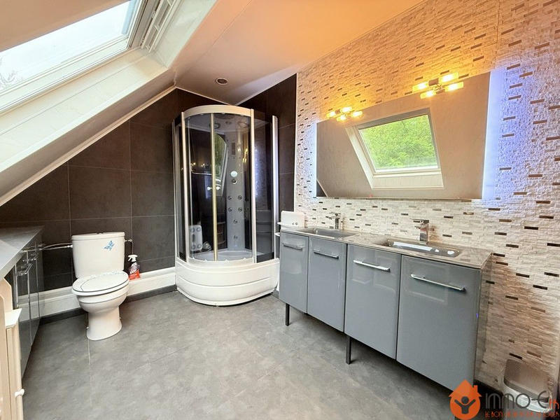 Maison - 133 m² - 5 pièces