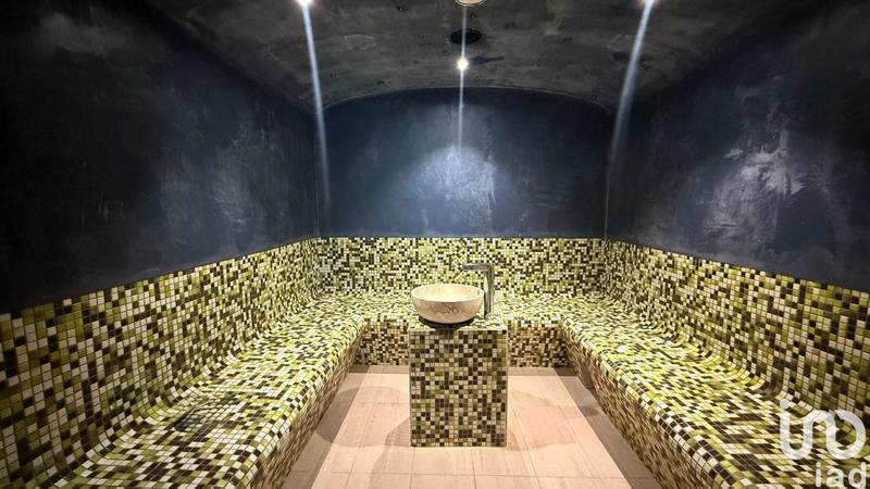 Local commercial - 136 m²