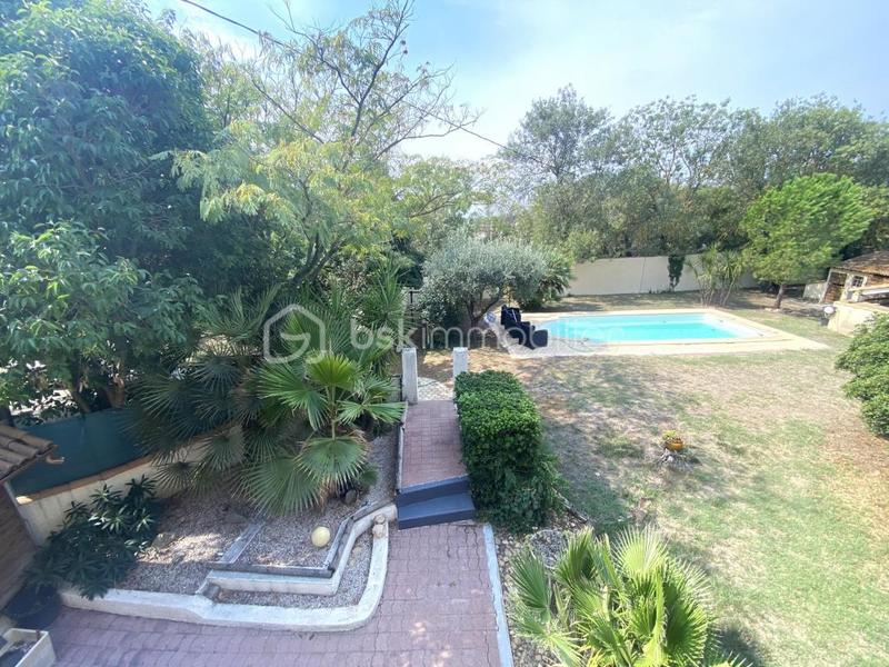 Demeure - 139 m² - 6 pièces