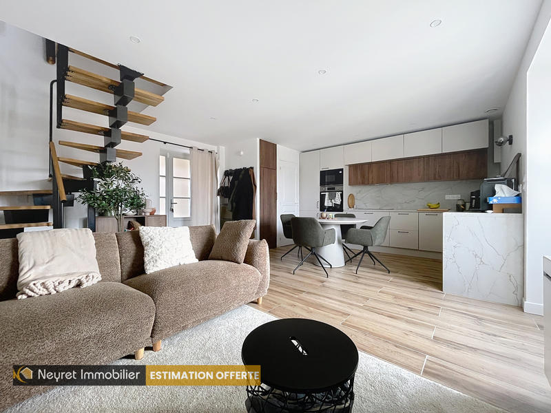 Maison - 84 m² - 4 pièces