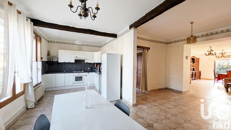 Maison - 121 m² - 6 pièces