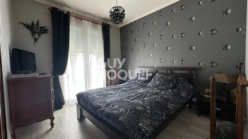 Maison - 156 m² - 8 pièces