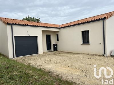 Maison - 92 m² - 5 pièces