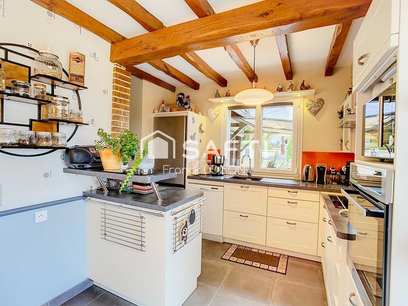 Maison - 229 m² - 11 pièces