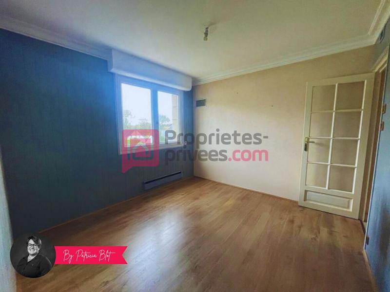 Maison - 305 m² - 10 pièces